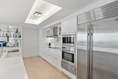 Купить кондоминиум в Майами, Флорида 2 спальни, 174.47м2, № 1927537 - фото 14