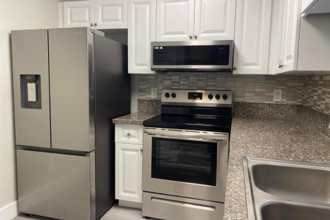 Copropriété à louer à Coral Springs, Floride: 3 chambres, 102.19 m2 № 2407294 - photo 4