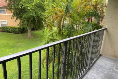 Copropriété à louer à Coral Springs, Floride: 3 chambres, 102.19 m2 № 2407294 - photo 12