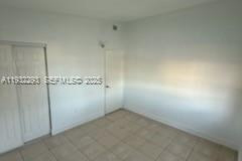 Casa en alquiler en West Park, Florida, 3 dormitorios, 118.73 m2 № 2059883 - foto 11