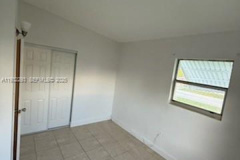 Casa en alquiler en West Park, Florida, 3 dormitorios, 118.73 m2 № 2059883 - foto 10