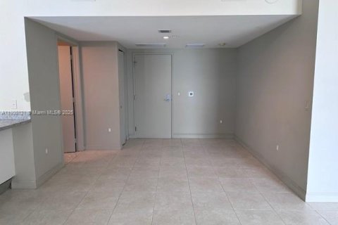 Condominio en venta en Miami, Florida, 53.88 m2 № 2012640 - foto 7