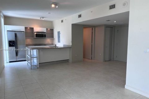 Condominio en venta en Miami, Florida, 53.88 m2 № 2012640 - foto 3