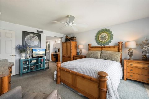 Condo in Punta Gorda, Florida, 2 bedrooms № 2114071 - photo 26