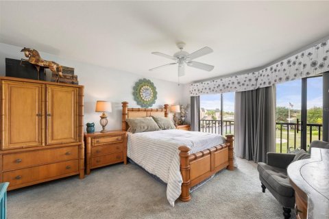 Condo in Punta Gorda, Florida, 2 bedrooms № 2114071 - photo 24