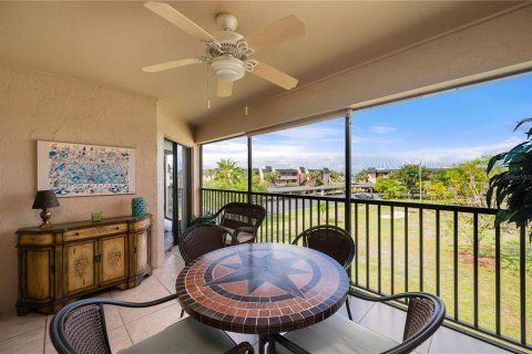Condo in Punta Gorda, Florida, 2 bedrooms № 2114071 - photo 22
