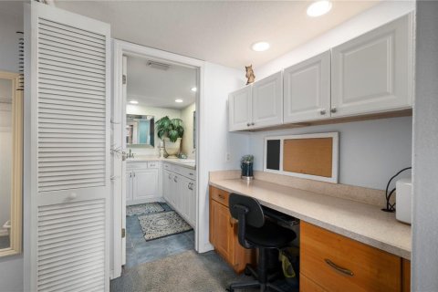 Condo in Punta Gorda, Florida, 2 bedrooms № 2114071 - photo 27