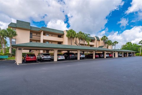 Condo in Punta Gorda, Florida, 2 bedrooms № 2114071 - photo 4