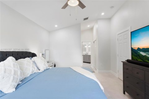 Villa ou maison à louer à Miami Gardens, Floride: 3 chambres, 157.19 m2 № 1990045 - photo 21