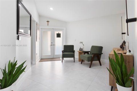 Villa ou maison à louer à Miami Gardens, Floride: 3 chambres, 157.19 m2 № 1990045 - photo 6