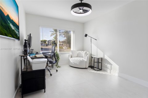 Villa ou maison à louer à Miami Gardens, Floride: 3 chambres, 157.19 m2 № 1990045 - photo 27