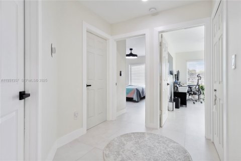 Villa ou maison à louer à Miami Gardens, Floride: 3 chambres, 157.19 m2 № 1990045 - photo 26