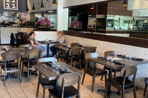 Immobilier commercial à vendre à Miami, Floride № 1959284 - photo 5