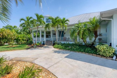 Villa ou maison à vendre à Placida, Floride: 4 chambres, 263.56 m2 № 1317064 - photo 4