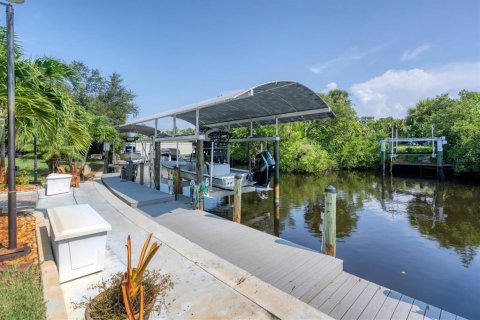Villa ou maison à vendre à Placida, Floride: 4 chambres, 263.56 m2 № 1317064 - photo 11