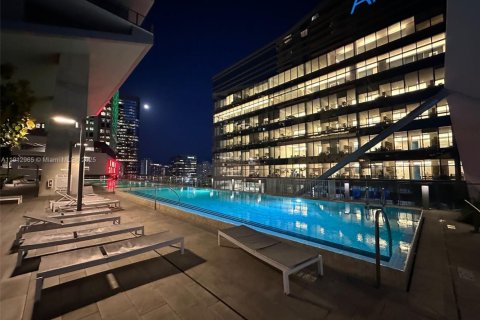 Condominio en alquiler en Miami, Florida, 1 dormitorio, 81.66 m2 № 1969265 - foto 19