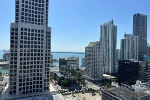 Condominio en alquiler en Miami, Florida, 1 dormitorio, 81.66 m2 № 1969265 - foto 8