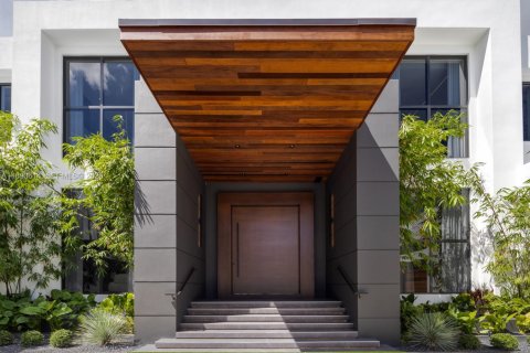 House in Miami, Florida 8 bedrooms, 699.55 sq.m. № 2189846 - photo 5