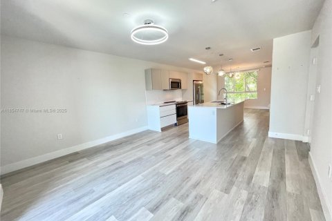 Condo in Miami, Florida, 2 bedrooms  № 1872709 - photo 20