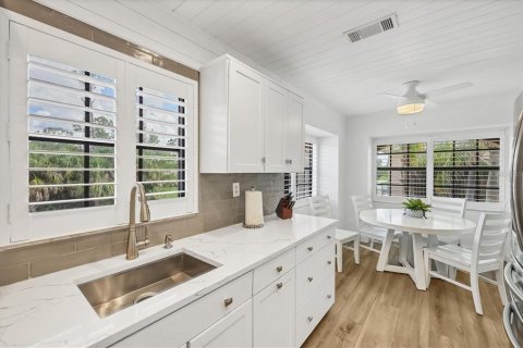 Condo in Punta Gorda, Florida, 2 bedrooms  № 1786025 - photo 16
