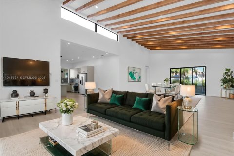 House in Coral Gables, Florida 4 bedrooms № 1988978 - photo 24