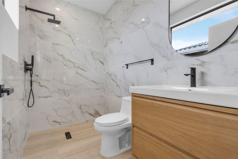 House in Coral Gables, Florida 4 bedrooms № 1988978 - photo 15