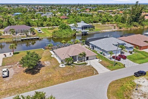Casa en venta en Port Charlotte, Florida, 3 dormitorios, 185.15 m2 № 2110634 - foto 6