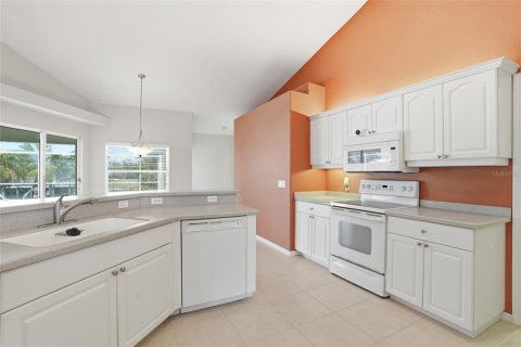 Casa en venta en Port Charlotte, Florida, 3 dormitorios, 185.15 m2 № 2110634 - foto 20