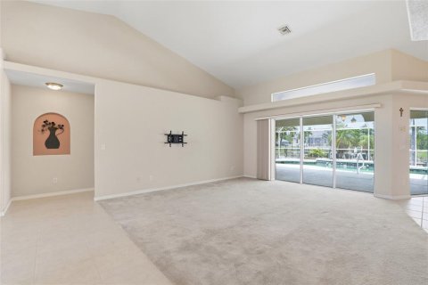 Casa en venta en Port Charlotte, Florida, 3 dormitorios, 185.15 m2 № 2110634 - foto 14