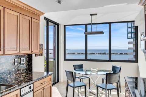 Copropriété à vendre à Miami, Floride: 2 chambres, 197.05 m2 № 1970904 - photo 23