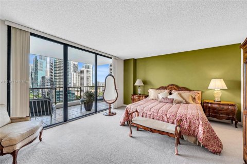Copropriété à vendre à Miami, Floride: 2 chambres, 197.05 m2 № 1970904 - photo 30