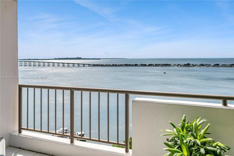 Copropriété à vendre à Miami, Floride: 2 chambres, 197.05 m2 № 1970904 - photo 17