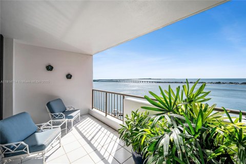 Copropriété à vendre à Miami, Floride: 2 chambres, 197.05 m2 № 1970904 - photo 18