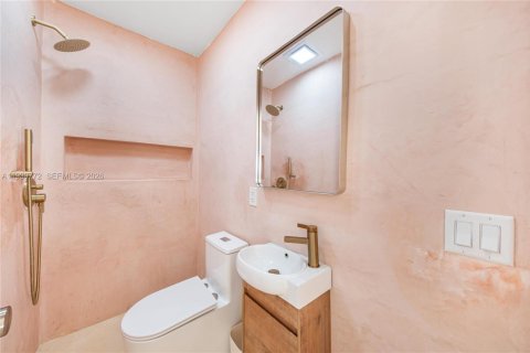 House in Miami, Florida 3 bedrooms, 109.44 sq.m. № 1996888 - photo 7