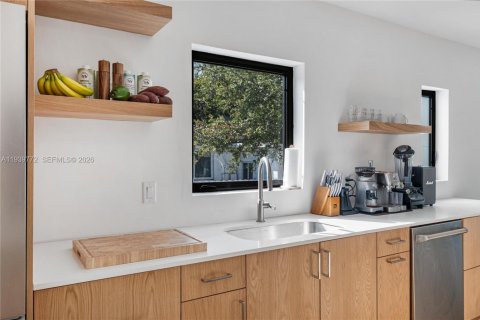 Villa ou maison à vendre à Miami, Floride: 3 chambres, 109.44 m2 № 1996888 - photo 20