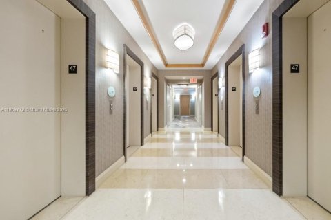 Copropriété à louer à Miami, Floride: 2 chambres, 120.12 m2 № 1891709 - photo 2