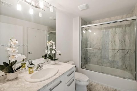 Copropriété à louer à Miami, Floride: 2 chambres, 120.12 m2 № 1891709 - photo 15