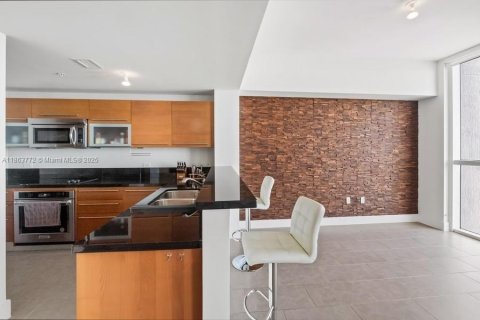 Copropriété à louer à Miami, Floride: 2 chambres, 120.12 m2 № 1891709 - photo 7