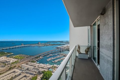 Copropriété à louer à Miami, Floride: 2 chambres, 120.12 m2 № 1891709 - photo 1