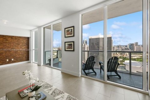 Copropriété à louer à Miami, Floride: 2 chambres, 120.12 m2 № 1891709 - photo 3