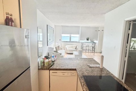Appartement à louer à Miami, Floride: 1 chambre, 53.88 m2 № 2027949 - photo 10