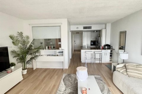 Appartement à louer à Miami, Floride: 1 chambre, 53.88 m2 № 2027949 - photo 27