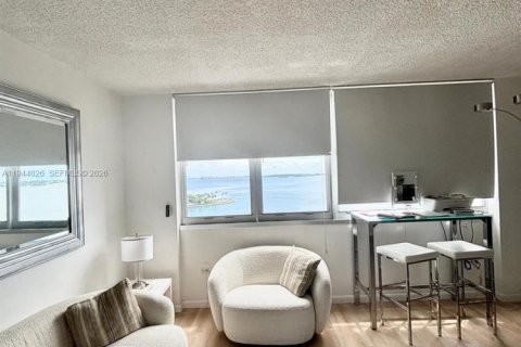 Appartement à louer à Miami, Floride: 1 chambre, 53.88 m2 № 2027949 - photo 2