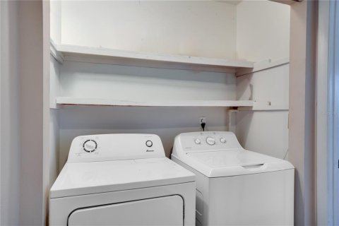 Condo in Tampa, Florida, 2 bedrooms № 2157129 - photo 25