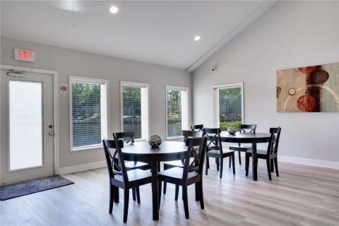 Condo in Tampa, Florida, 2 bedrooms № 2157129 - photo 30