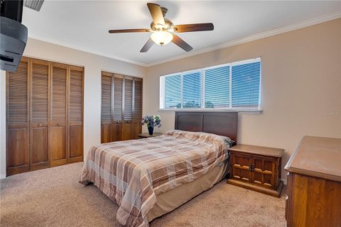Condo in Tampa, Florida, 2 bedrooms № 2157129 - photo 20
