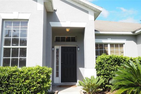 House in Clermont, Florida 4 bedrooms, 239.13 sq.m. № 2427284 - photo 2
