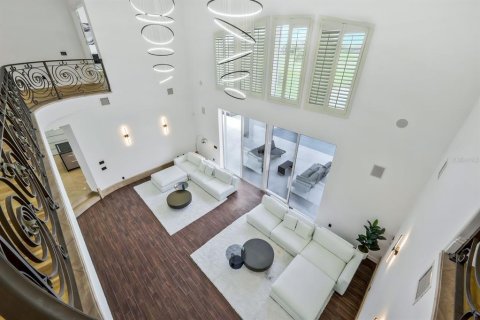 House in Cape Coral, Florida 4 bedrooms, 540.13 sq.m. № 1869620 - photo 16