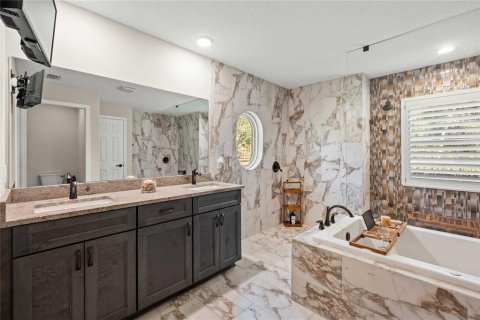 Villa ou maison à vendre à Beverly Hills, Floride: 3 chambres, 221.66 m2 № 2431756 - photo 21