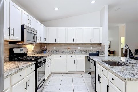 Villa ou maison à vendre à Apollo Beach, Floride: 4 chambres, 188.96 m2 № 2197272 - photo 12